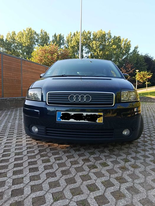 Audi A2 viatura