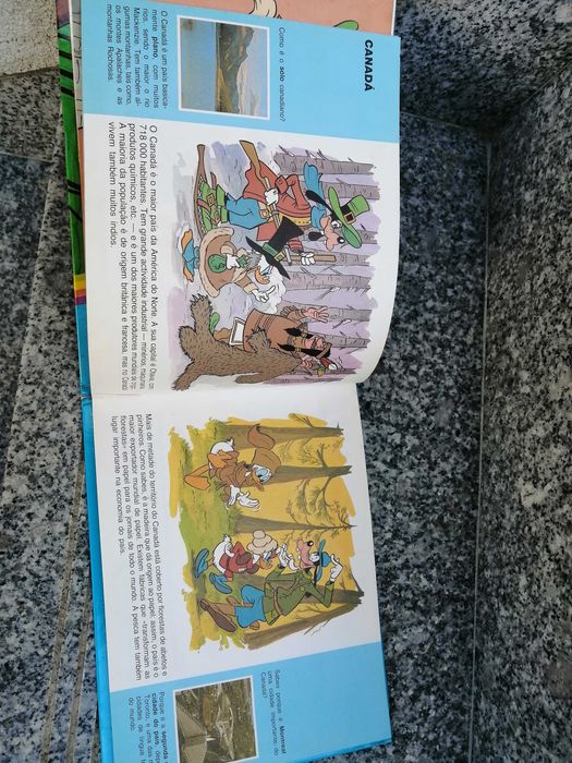 Livro didático Disney conhecer países