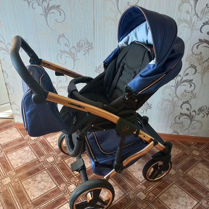 Продам Коляску Junama Diamond