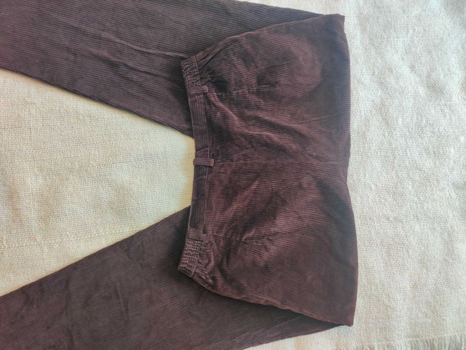 Spodnie damskie sztruksowe