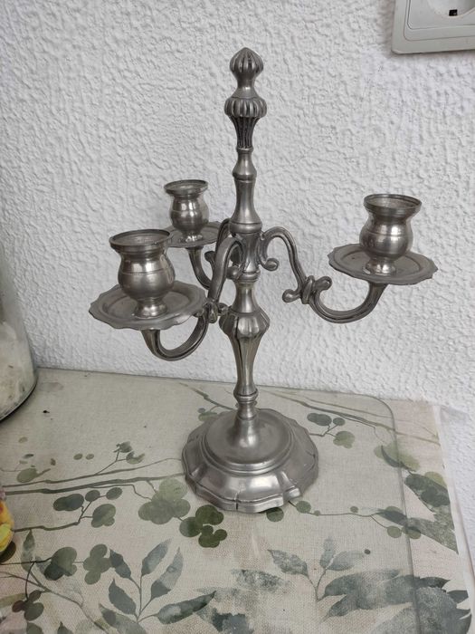 Castiçal em estanho