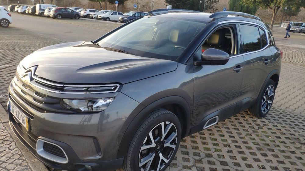Citroën C5 Aircross Automático • SUV Premium • Conforto e Elegância