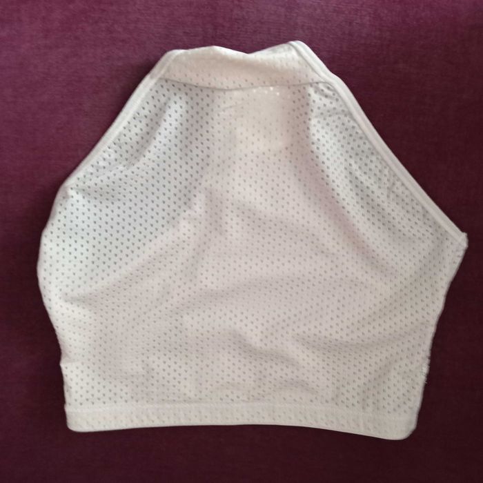 Letnie majtki modelujące unoszące pośladki