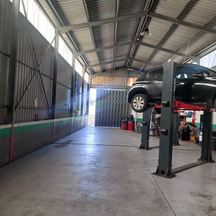 Armazém 300 m² em Valença – Terreno 685 m² – Excelente Oportunidade