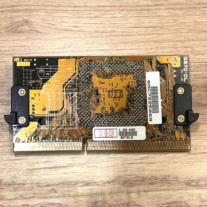 [RESERVADO] Adaptador Slot 1 para Socket 370 + Pentium III 866 MHz Coppermine Retro