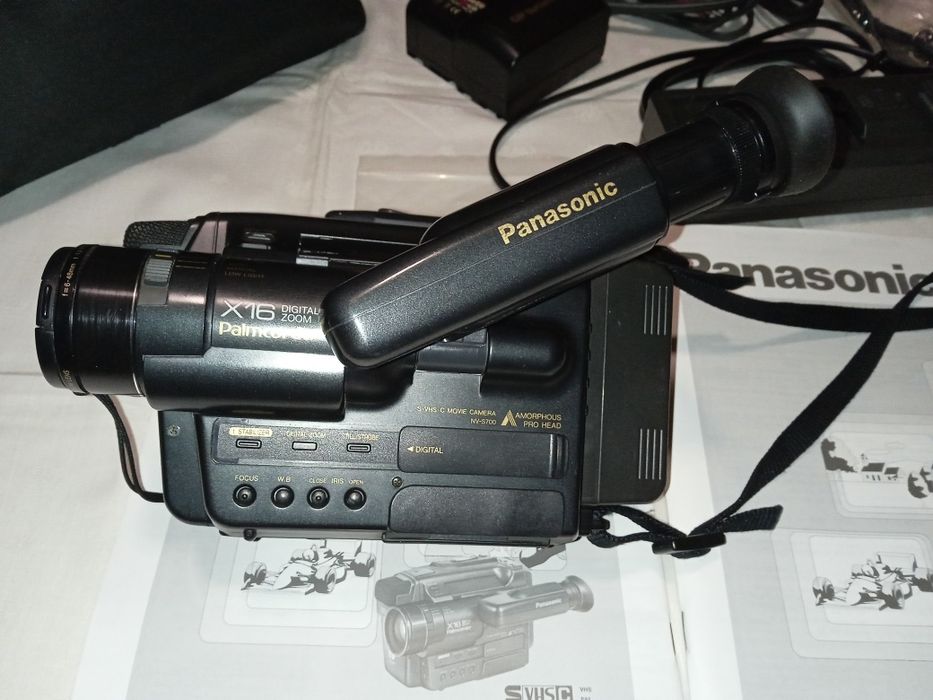 Відеокамера Panasonic NV-S700EN S-VHSC. Made in Japan.