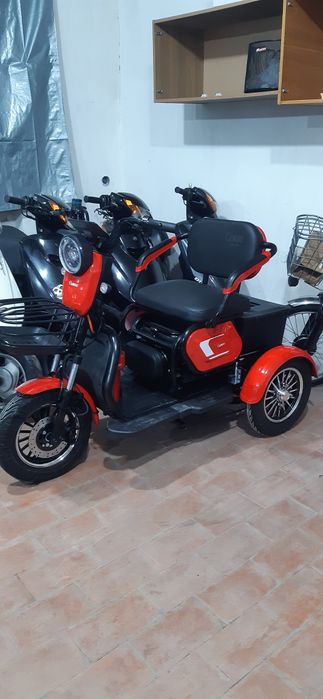Електроскутер Електротрицикл Corso Logan 1000w