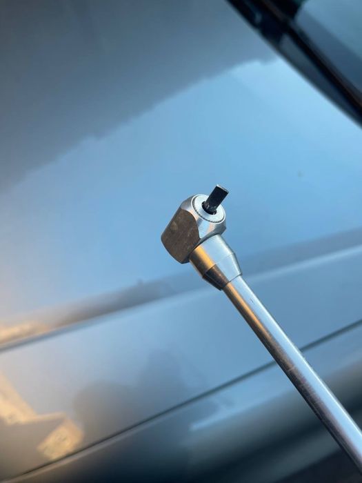 Кутова викрутка для регулювання карбюраторів , угловая отвертка