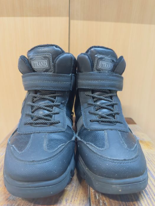 Ботинки зимові 36 р