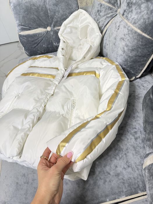 Белая курточка люкс бренд