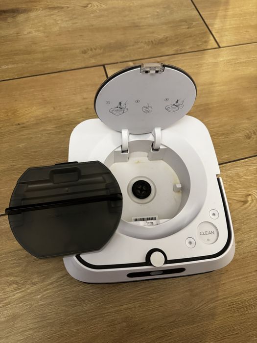 iRobot brava jet m 6