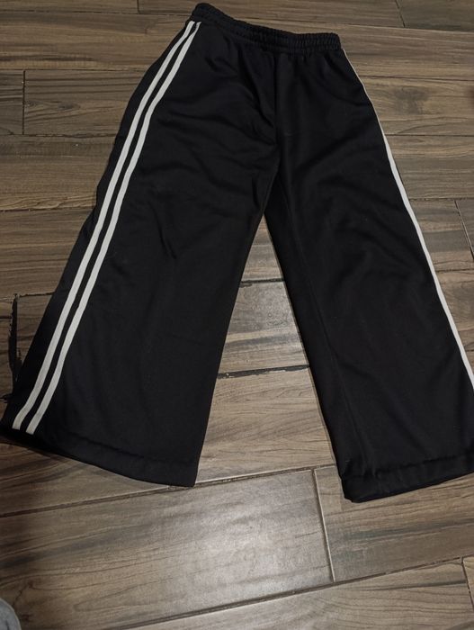 Продам чорні спортивні штани