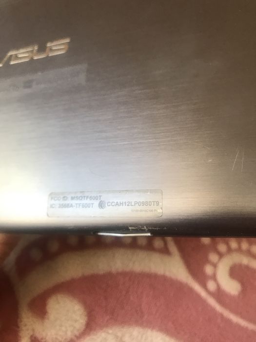 Asus планшет ASUS VivoTab RT (TF600T)