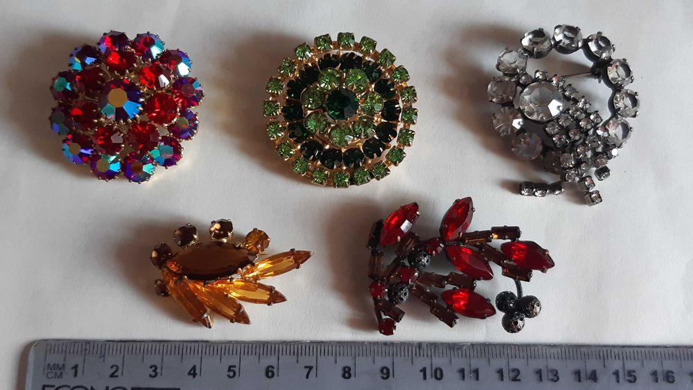 Чешские винтажные броши