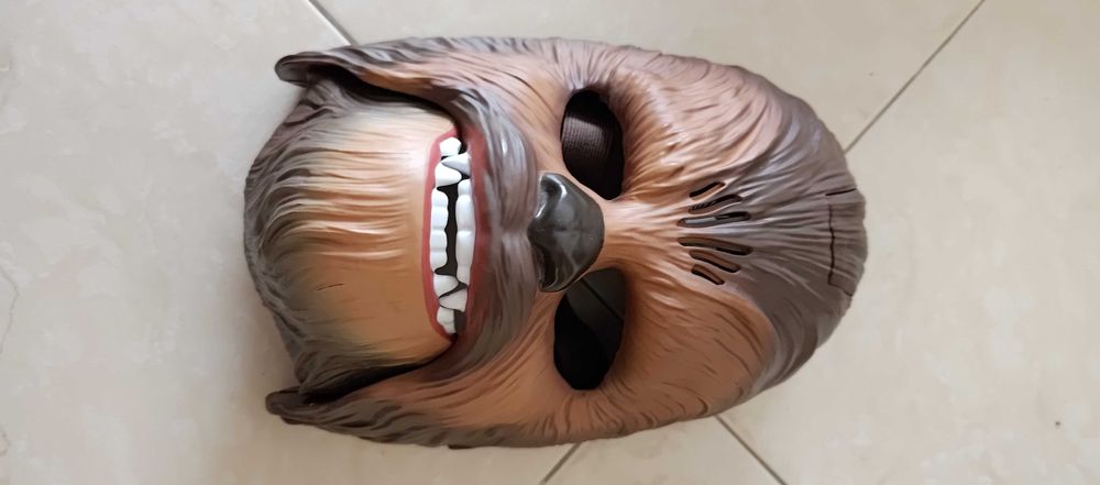 Naves Star Wars e máscara do Chewbacca