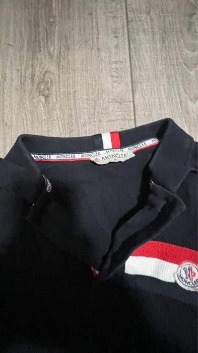 Футболка Moncler