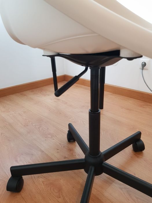 Pack mesa e cadeira ikea