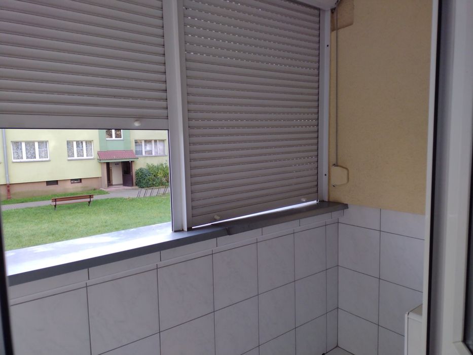 Mieszkanie na parterze. Dwa pokoje z balkonem - Widok 5