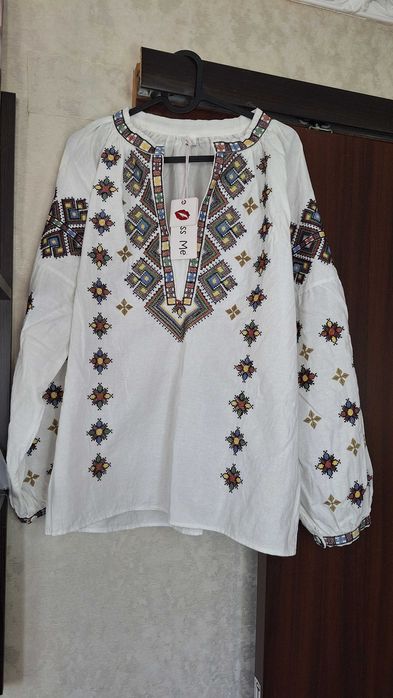 Гарна вишиванка нова