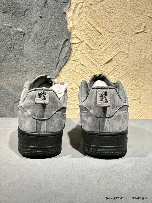 Air_ Force_ 1 Low_ '07 Grey R.41
