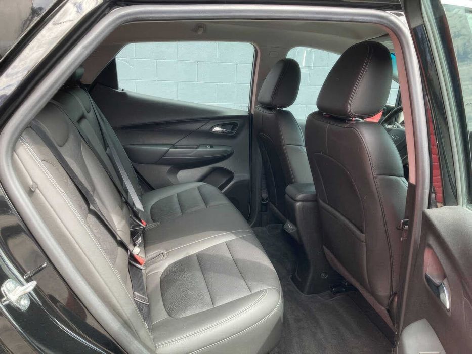 Chevrolet Bolt EV      2021