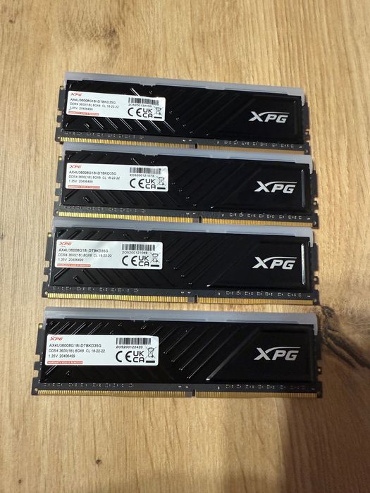 RAM-y 32gb 4x8gb 3600MHz RGB