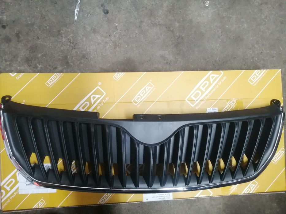 Atrapa skoda superb2