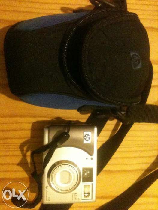 Máquina Foto HP Photosmart 735 (3,2MP 15xzoom) - Nova