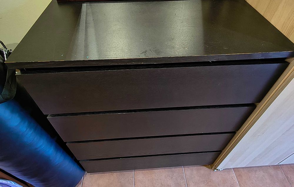 Cômoda Ikea 4 gavetas