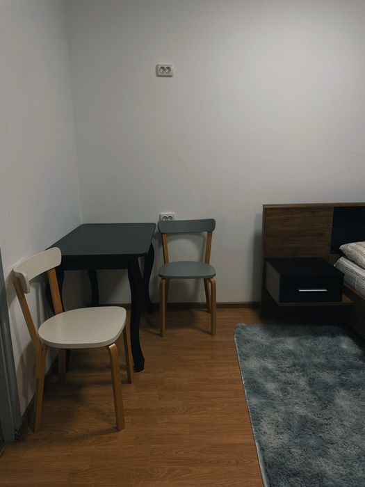 Вільно/Готель MONO/Героїв Майдану 54/Центер Парк Шевченка.