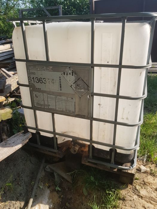 Кубова ємність під топливо, воду, б.у єврокуб