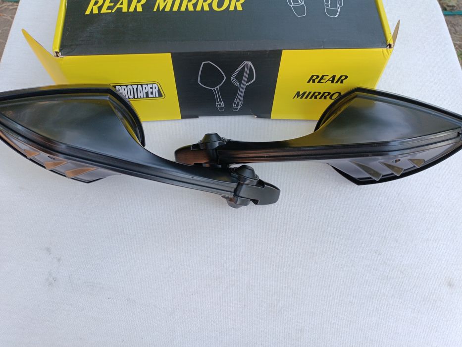 Мото дзеркала спорт на обтікач під два болта