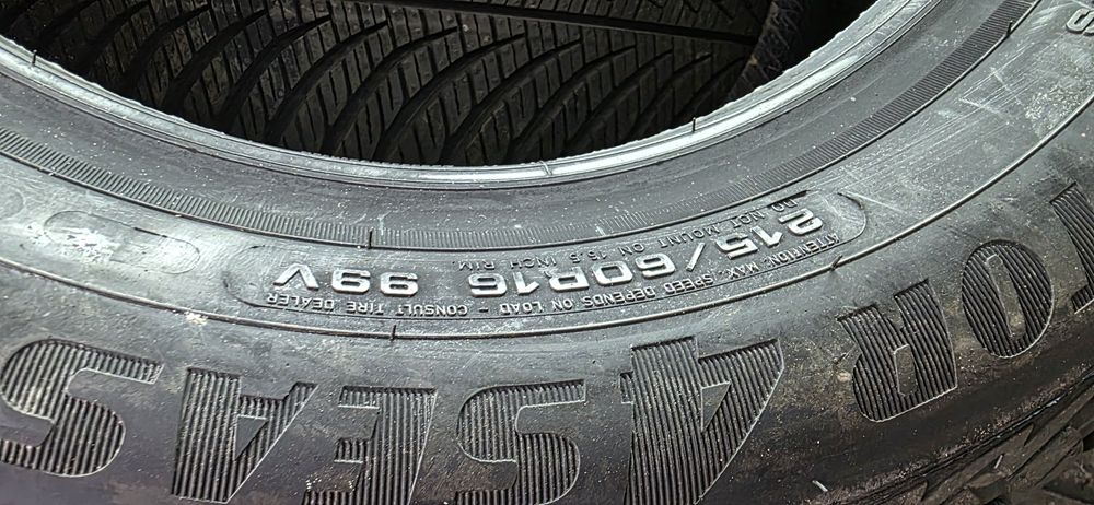 Opony wielosezonowe całoroczne 215/60/16 Goodyear Vector 4Seasons  Nowe lezakowane