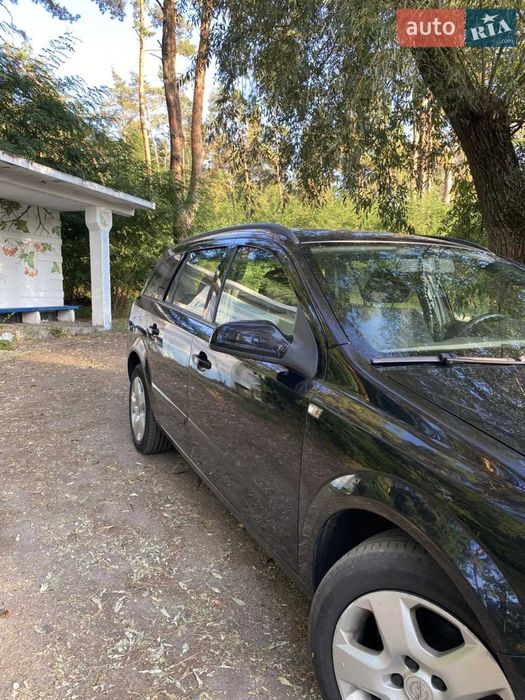 Продам Opel Atsra H