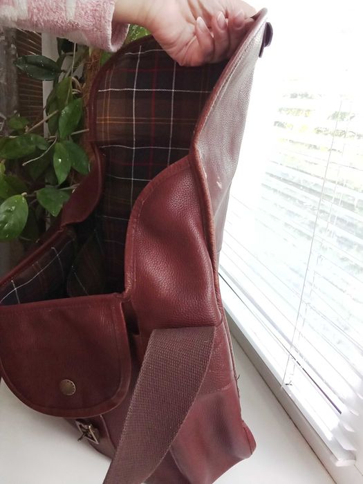 Barbour - британия. кожаная сумка на длинном ремне