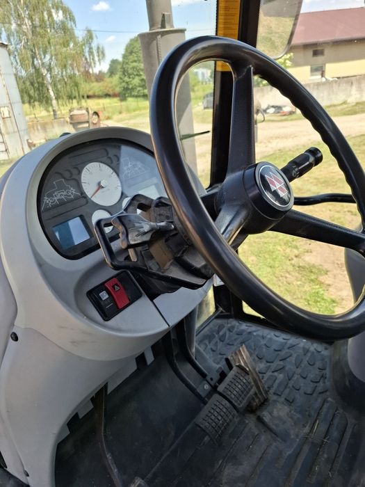 Sprzedam ciągnik Massey Ferguson 6480, 150 km