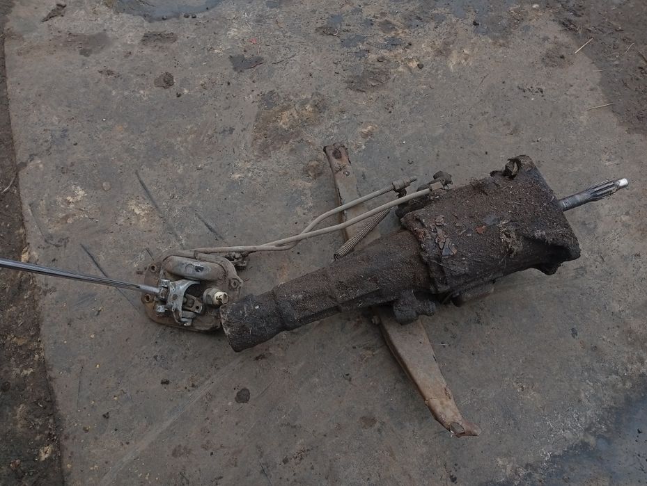 Коробка передач з москвича