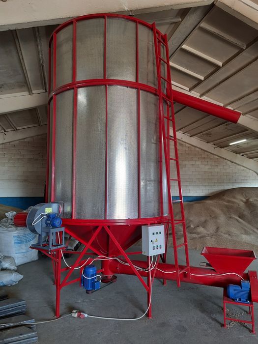 Зерносушка бункерна.