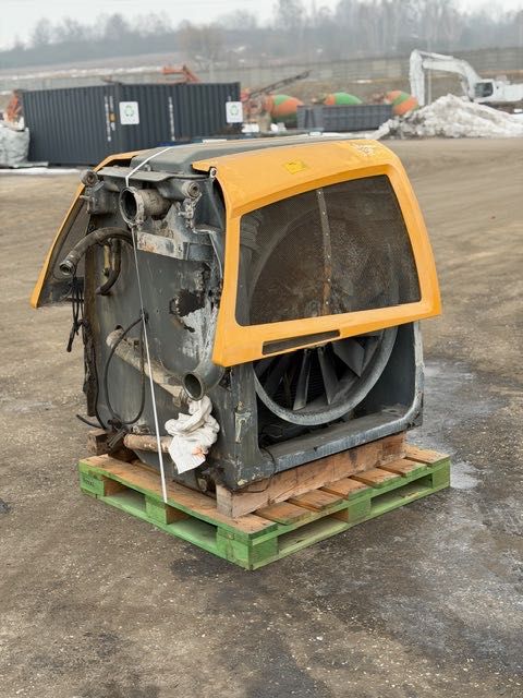 LIEBHERR L 556 chłodnica kompletna