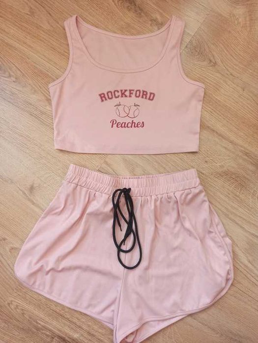 Kombinezon komplet dwuczęściowy różowy Shein ze spodenkami