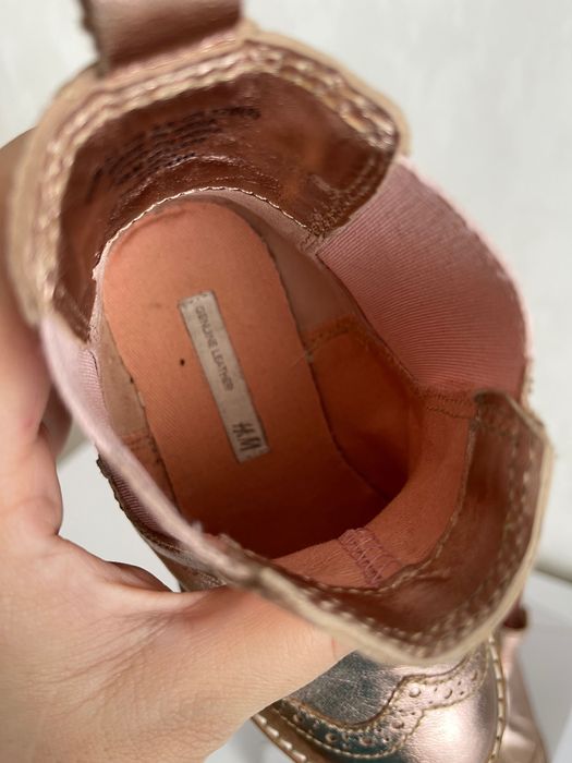 Шкіряні черевикидля дівчинки від H&M