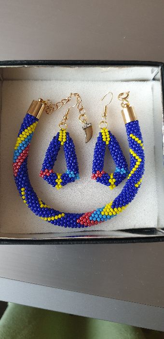 kolczyki i bransoletka z koralików toho