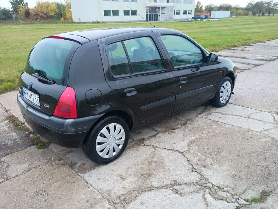 Renault Clio 1.2 benzynka 75km 2001r