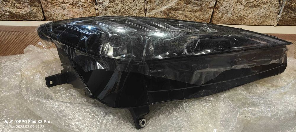 Vendo Farol dianteiro Para MG 4 EV "Novo"