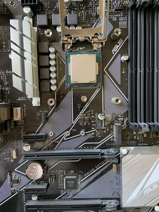 Комплект Процесор Intel Core i7-8700K BOX / материнська плата ASUS