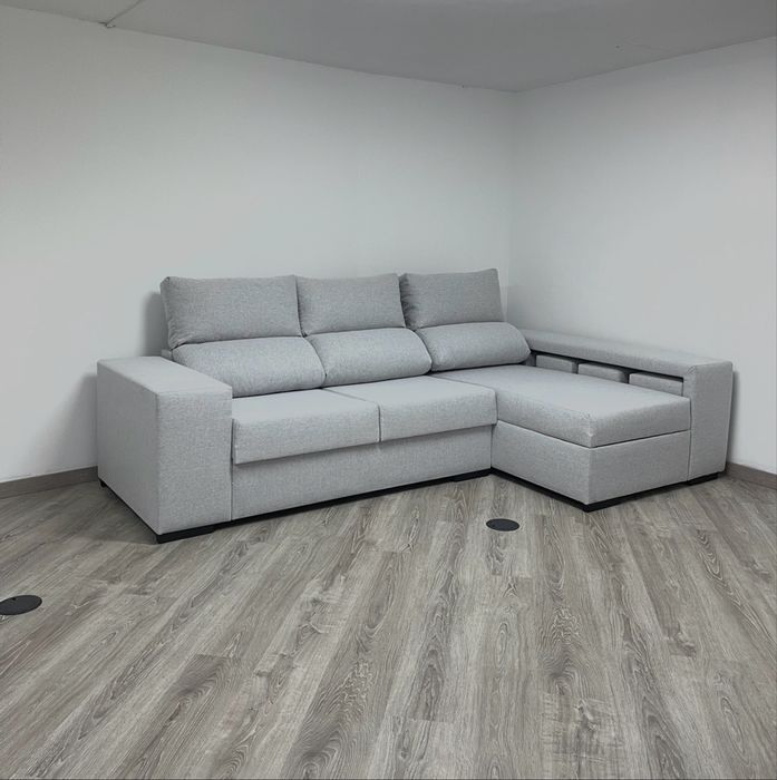 Sofá chaise lounge com 4 bancos