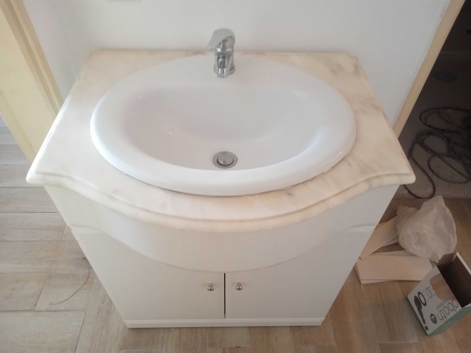 Móvel com lavatório WC