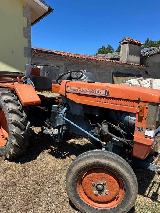 Tractor com documentos e matricula