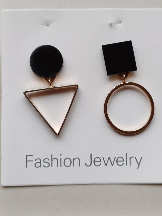 Kolczyki wkręty geometryczne