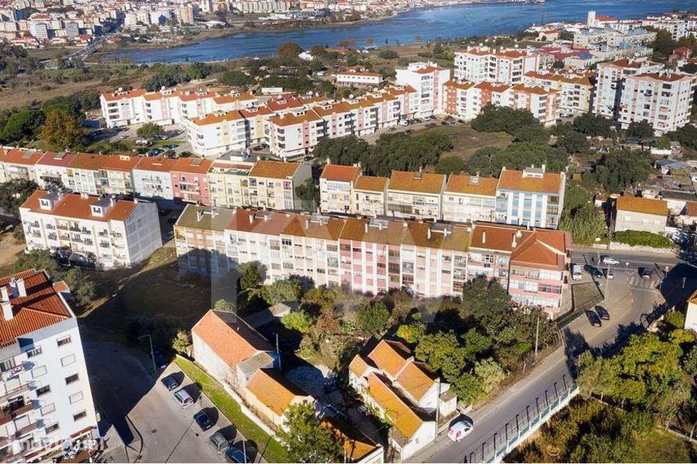 Plot of Land Measuring 4,000 m² in Urban Soil